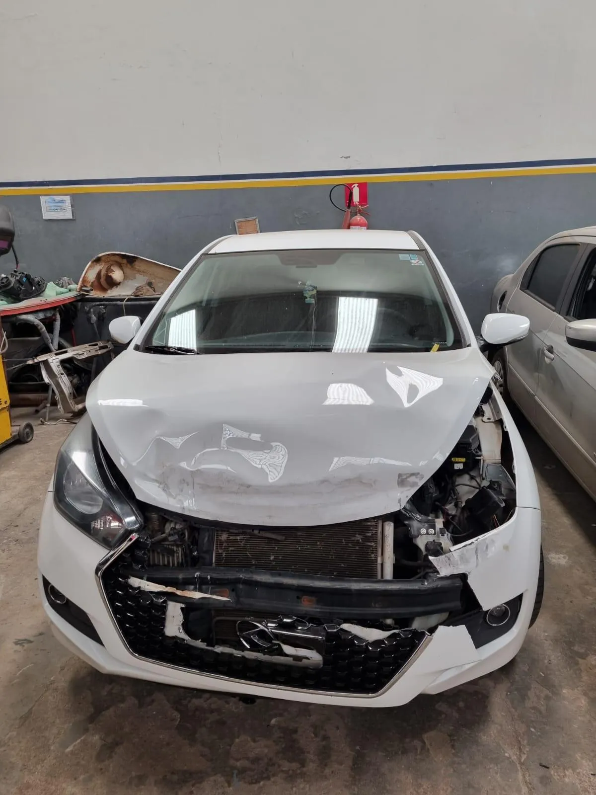 Carro batido comprado 2