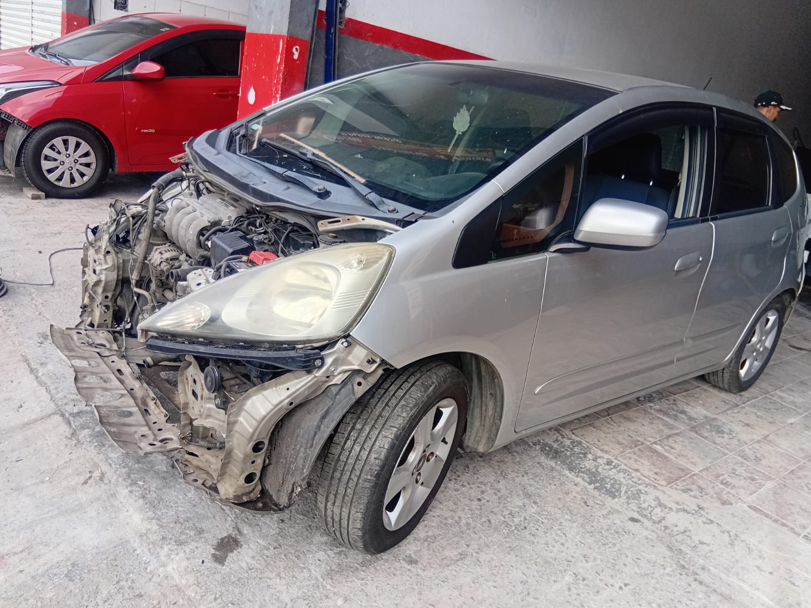 Carro batido comprado 8